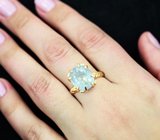 Золотое кольцо с крупным ярким параиба турмалином 4,51 карата и бриллиантами