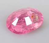 Неоново-розовая шпинель 0,49 карата 