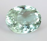 Чистейший апатит оттенка морской волны 3,85 карата 