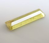 Желто-зеленый сфен 2,04 карата 