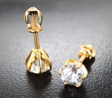Золотые пусеты с бесцветными цирконами 2,95 карата
