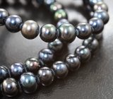 Золотое колье с калиброванным черным морским жемчугом 95,95 карата