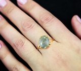 Золотое кольцо с крупным различных оттенков уральским александритом 5,3 карата