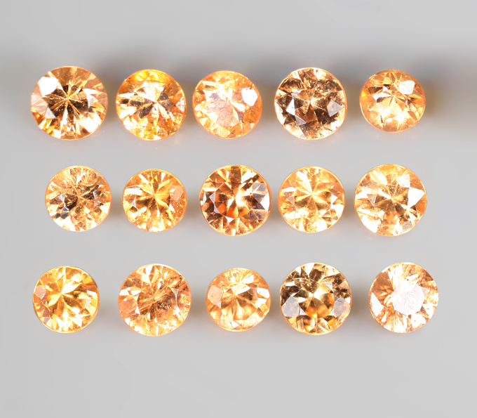 Набор из 15 спессартинов гранатов 2,4 карата