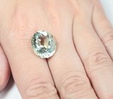 Чистейший зеленый аметист авторской огранки 11,26 карата