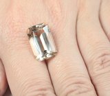 Чистейший крупный скаполит 12,76 карата