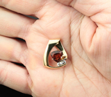 Крупный золотой кулон с оранжевым 2,45 карата и бесцветными цирконами