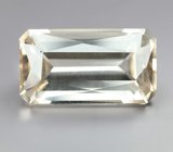 Крупный скаполит высокой чистоты 13,3 карата 