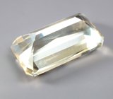 Крупный скаполит высокой чистоты 13,3 карата 