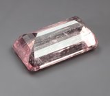 Крупный насыщенно-розовый турмалин 6,76 карата 