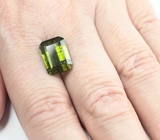 Желтовато-зеленый турмалин 5,59 карата