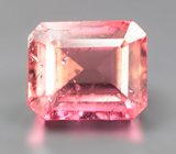 Крупный оранжевато-розовый турмалин 7,62 карата 