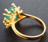 Золотое кольцо с крупным насыщенным уральским изумрудом 5,23 карата и бриллиантами