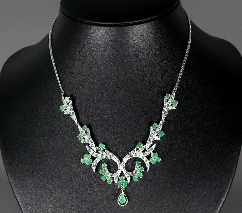 колье brilliant silver. серебряные колье с белым камнем. колье silver silver. колье silver silver. Exclaim колье 036s2704n.