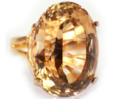 Кольцо с крупным топазом и бриллиантами Золото