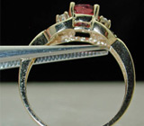 Изящное кольцо с рубеллитом и бриллиантами Золото