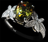 Элегантное кольцо с демантоидом Золото