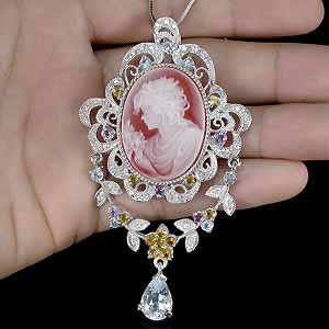 Брошь/кулон с камеей